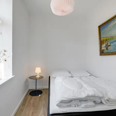 In With Wifi And 2 Bedrooms *