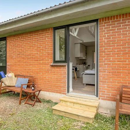 In With Wifi And 2 Bedrooms Apartment